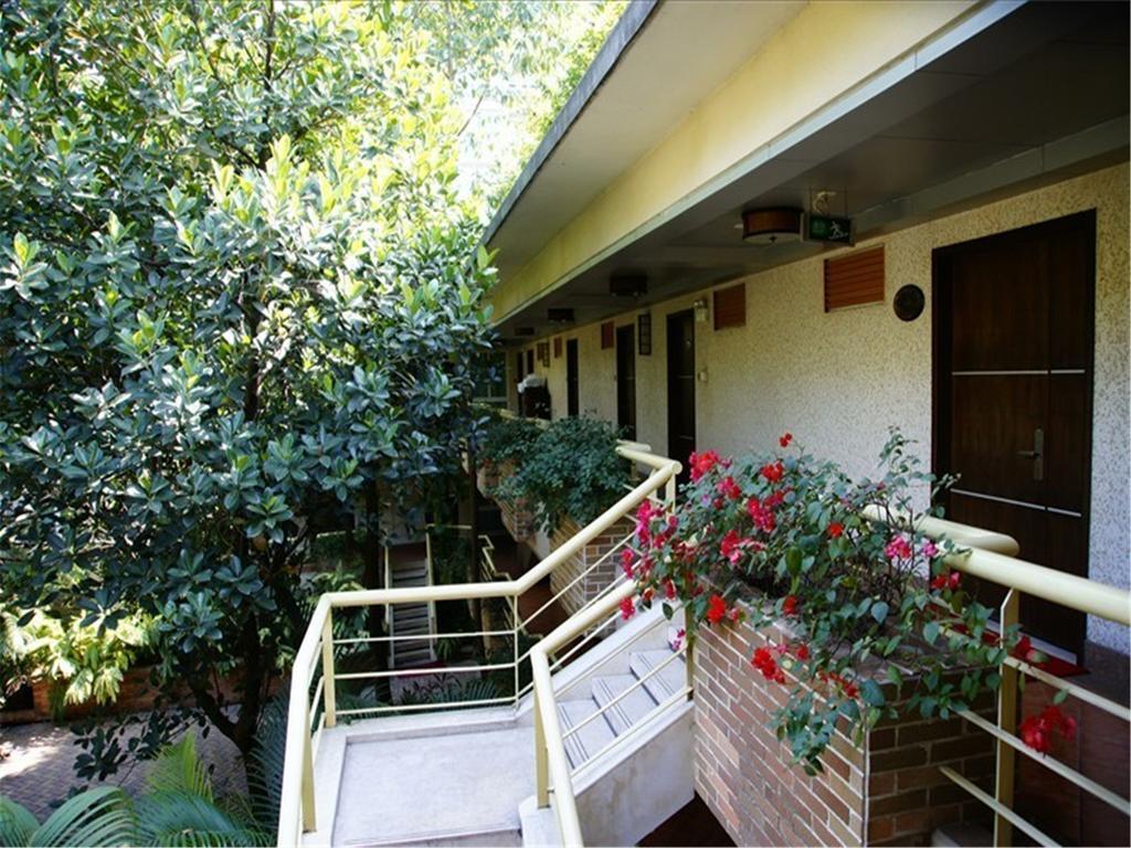 Yihe Hotel Guangzhou Exterior foto